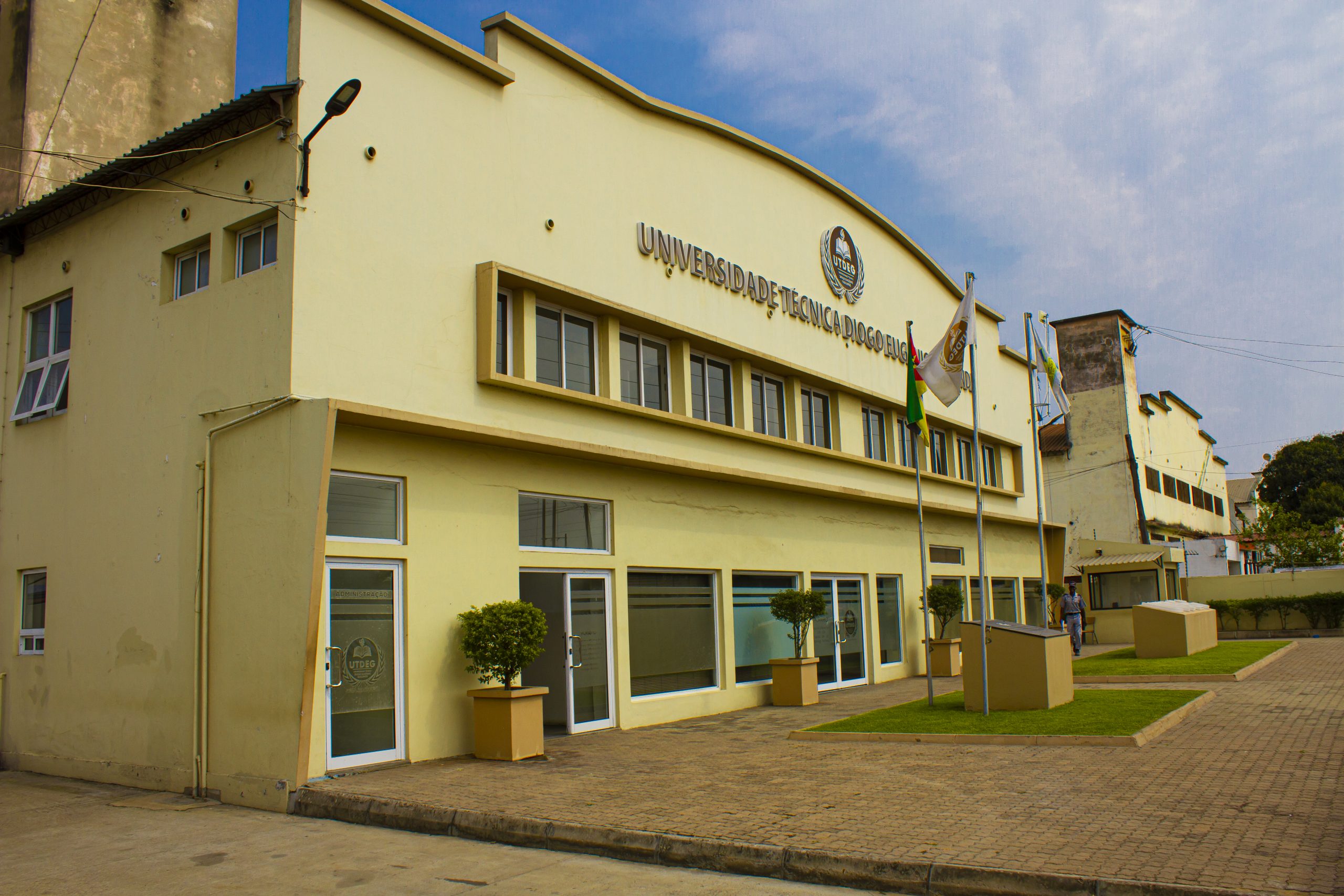 Edifício principal da UTDEG